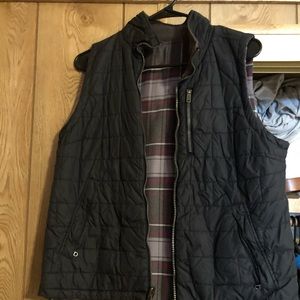 Carhartt women’s reversible vest